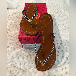 Tory Burch Terra Thong Navy with white dots. Size 8